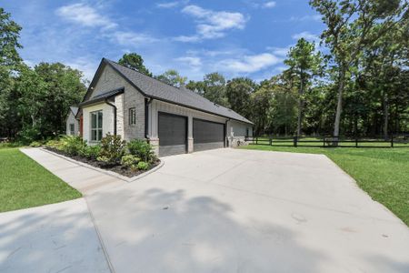 New construction Single-Family house 19801 Whispering Creek Trl, Magnolia, TX 77355 - image
