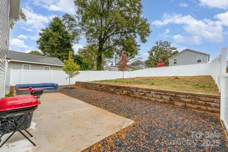New construction Single-Family house 2513 Pruitt St, Charlotte, NC 28208 - image 20