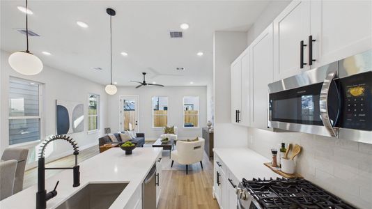 New construction Single-Family house 5027 Golden Forest Dr, Unit C, Houston, TX 77091 - image 13