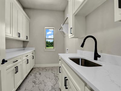 New construction Single-Family house 124 Desperado Wy, Weatherford, TX 76020 - image 13