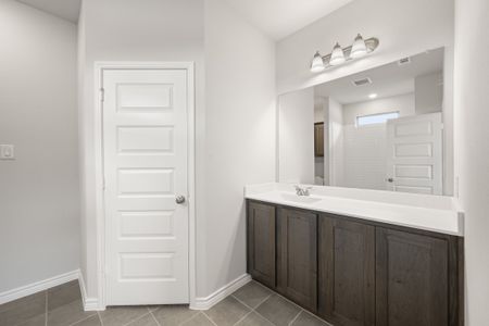 New construction Single-Family house 3121-3123 Long Rope Ln, Denton, TX 76205 plan Duplex 4 - image 9