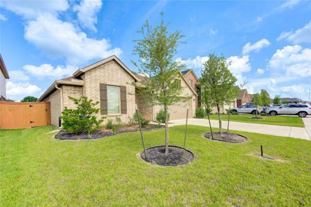 New construction Single-Family house 2928 Tantara Dr, Katy, TX 77493 plan Chrysanthemum - image