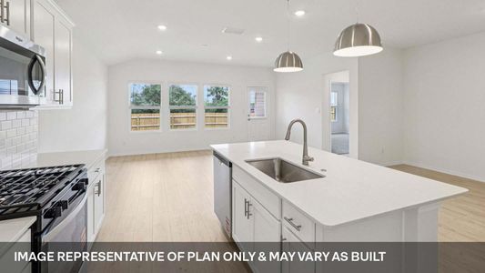 New construction Single-Family house 387 San Juan Trl, Bastrop, TX 78602 plan The Easton - image 7