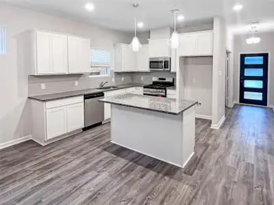 New construction Single-Family house 8034 Wandering Glider Dr, Fulshear, TX 77441 - image 15