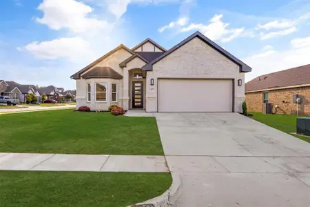 New construction Single-Family house 1357 Beach Dr, Pelican Bay, TX 76020 - image