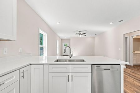 New construction Single-Family house 101 Horizon Wy, Crestview, FL 32539 plan Weston - image 8