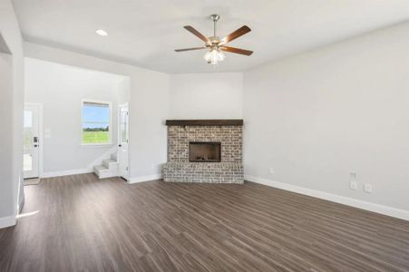 New construction Single-Family house 1005 Springfield Rd, Springtown, TX 76082 The San Gabriel- photo 5 5