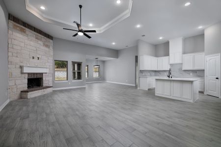 New construction Single-Family house 1920 Rollingwood Dr, Huntsville, TX 77340 - image 16