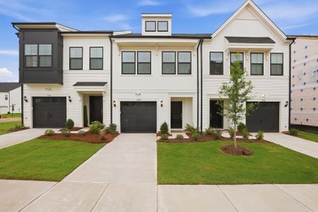 New construction Townhouse house 7450 Mashburn Dr, Charlotte, NC 28269 plan Foxglove - image