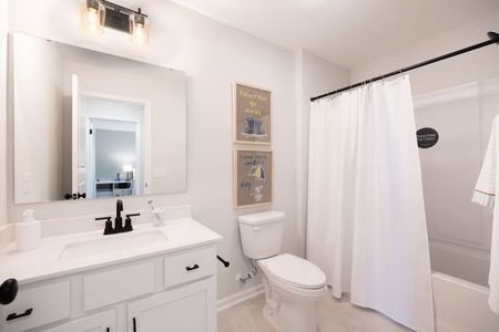 New construction Single-Family house 1029 Preston Dr, Lowell, NC 28098 plan Reeves - image 15