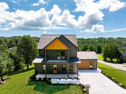 New construction Single-Family house 253 Eagles Eye Dr, Hendersonville, NC 28792 - image