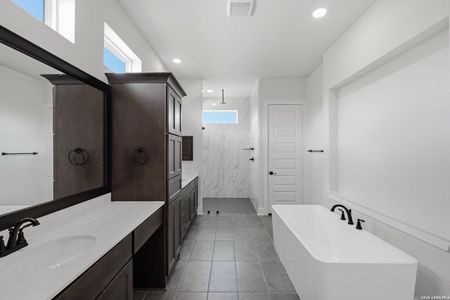 New construction Single-Family house 113 Raven Rd, Castroville, TX 78009 plan Gregory - image 10