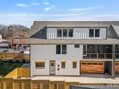 New construction Townhouse house 2117 Lombardy Cir, Charlotte, NC 28203 - image
