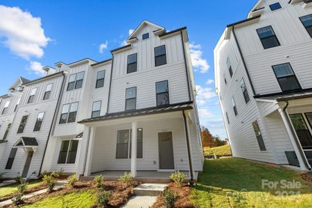 New construction Townhouse house 653 District Ct, Unit 17, Fort Mill, SC 29708 Landon- photo 1 1