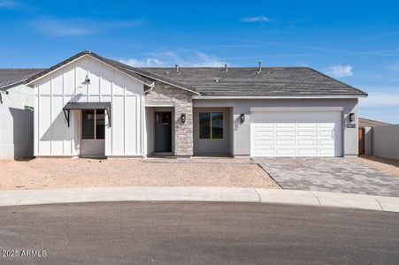 New construction Single-Family house 4780 W Flat Iron Ct, Queen Creek, AZ 85144 - image