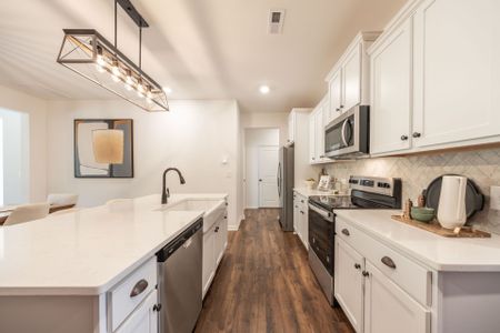 New construction Single-Family house 1402 Richmond Dr, Lowell, NC 28098 null- photo 10 10