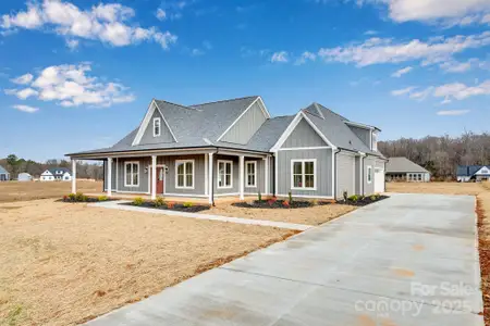 New construction Single-Family house 1091 Stonegate Dr, Salisbury, NC 28147 - image
