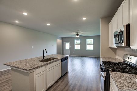 New construction Single-Family house 3417 Meteor Night, Converse, TX 78109 The Douglas B- photo 77 77