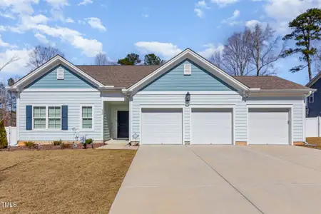 New construction Single-Family house 412 Kavanaugh Rd, Wake Forest, NC 27587 null- photo 0