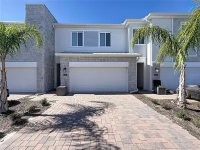 New construction Townhouse house 176 Bogey Dr, Davenport, FL 33896 - image