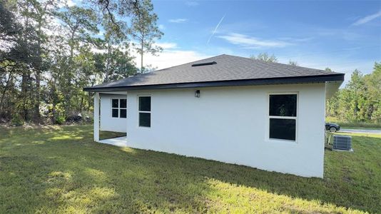 New construction Single-Family house 2827 W Xenox Dr, Citrus Springs, FL 34433 - image