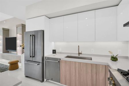 New construction Condo house 400 Central Ave, Unit 2705, St. Petersburg, FL 33701 - image 8