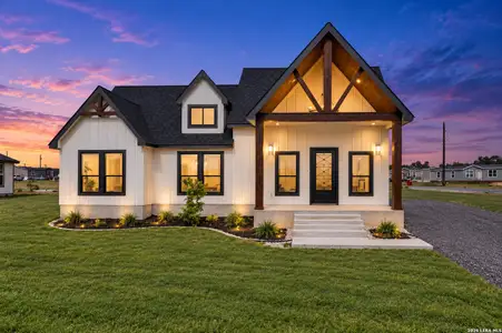 New construction Single-Family house 16911 Rancho Escondido, Atascosa, TX 78002 - image