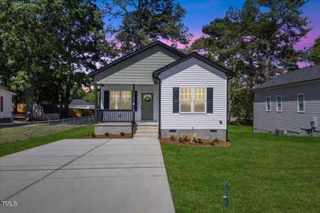 New construction Single-Family house 212-B W Hill St, Benson, NC 27504 - photo 0