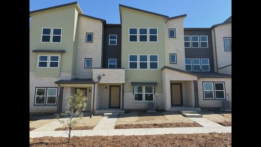 New construction Townhouse house 5423 N Eaton Park Wy, Aurora, CO 80019 plan Crestone - image