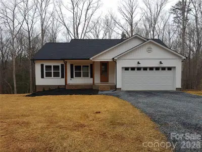 New construction Single-Family house 128 Hedgeline Dr, Troy, NC 27371 - image