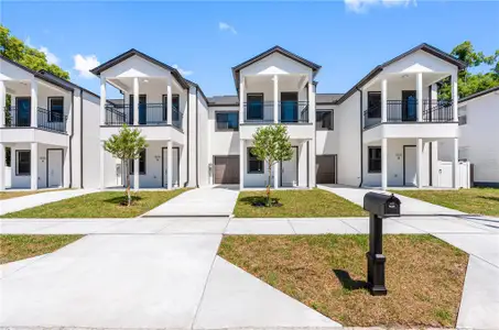 New construction Townhouse house 7015 N Central Ave, Unit C, Tampa, FL 33604 - image