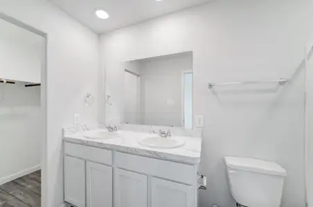New construction Single-Family house 125 Levi Dr, Cleburne, TX 76031 plan Washington - image 7