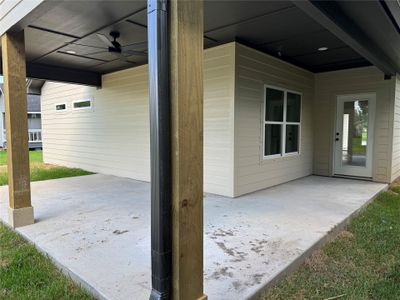 New construction Single-Family house 105 Sycamore St, Port Neches, TX 77651 - image