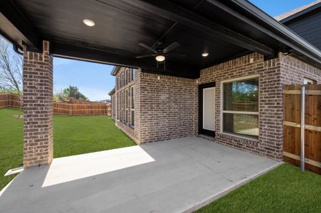 New construction Single-Family house 604 S Hidden Lakes Dr, DeSoto, TX 75115 plan Brentwood III FSW w/Media - image 3