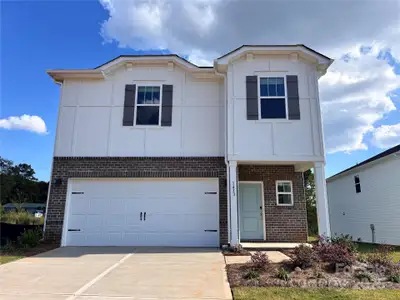 New construction Single-Family house 1433 Wildflower St, Newton, NC 28658 plan Lennon - image