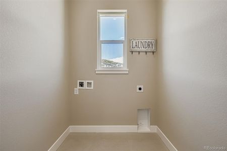 New construction Single-Family house 2011 Grayside Cir, Castle Rock, CO 80109 plan The Crestone - image 19