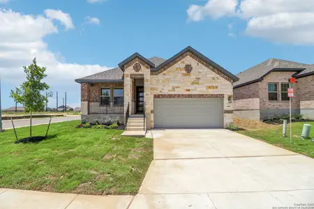 New construction Single-Family house 9905 Paladin Rdg, San Antonio, TX 78254 plan Callaghan - image
