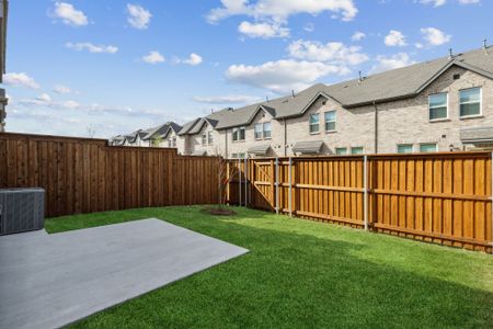 New construction Townhouse house 1384 Hill Country Pl, Celina, TX 75009 null- photo 19 19