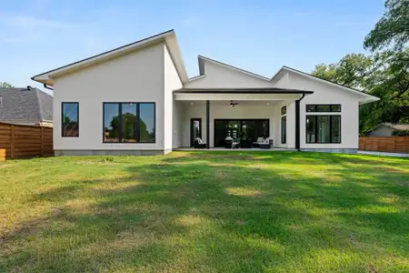 New construction Single-Family house 3115 Gibbs Williams Rd, Dallas, TX 75233 - image