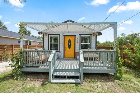 New construction Single-Family house 979 Elkhart Street, Houston, TX 77091 - photo 0