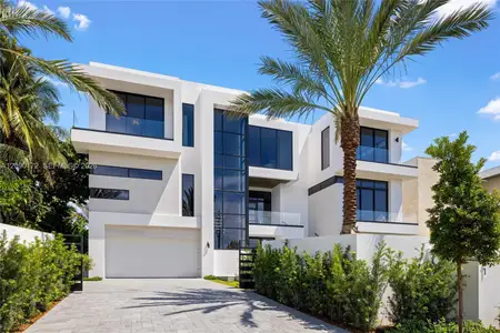 New construction Single-Family house 961 Hillsboro Mile, Hillsboro Beach, FL 33062 - image