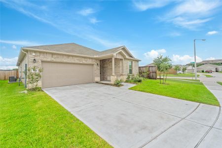 New construction Single-Family house 3111 Freiberger Ln, Alvin, TX 77511 plan Killeen - image