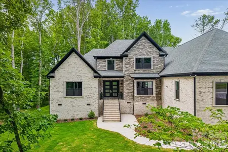 New construction Single-Family house 641 Cottonfield Cir, Waxhaw, NC 28173 - image