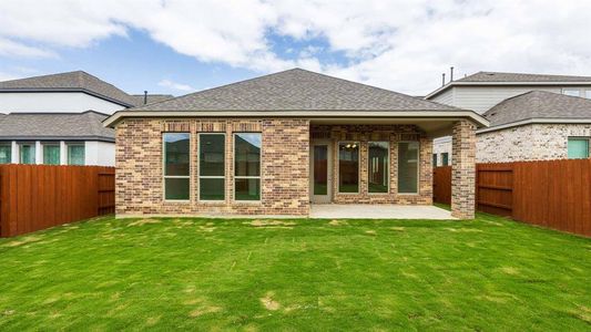 New construction Single-Family house 132 Plumbago Loop, Bastrop, TX 78602 Design 2188W- photo 21 21