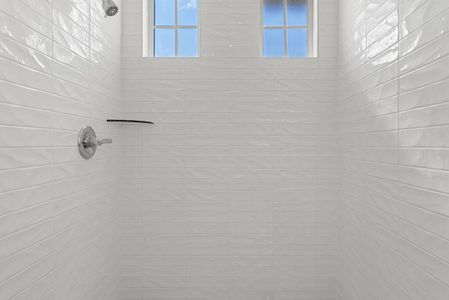 New construction Single-Family house 108 Tenny Ln, Kyle, TX 78640 plan Decker - image 9