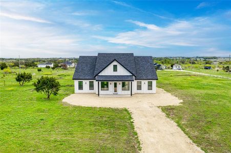 New construction Single-Family house 2721 County Road 219 Ct, Florence, TX 76527 - photo 0