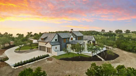 New construction Single-Family house 1149 Canyon Crossing Vw, Dripping Springs, TX 78620 - image