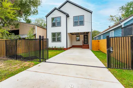 New construction Single-Family house 7709 Ave L, Houston, TX 77012 - image