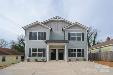 New construction Duplex house 424 S 2Nd St Sw, Hickory, NC 28602 - image