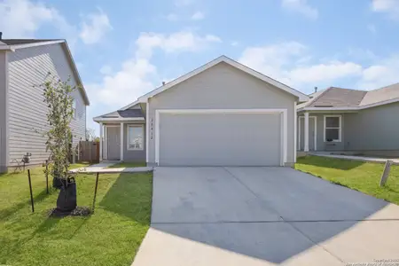 New construction Single-Family house 20412 Fire Stone, San Antonio, TX 78264 plan Kowski - image